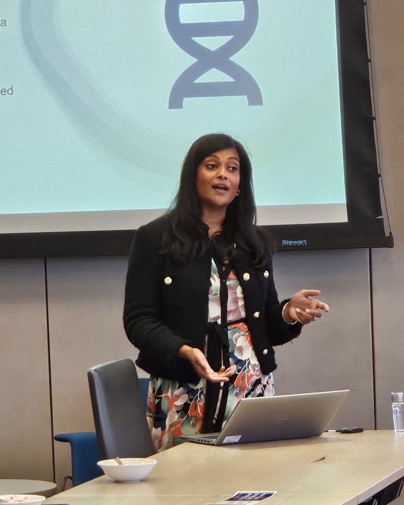Dr Ravindhi Murphy presenting